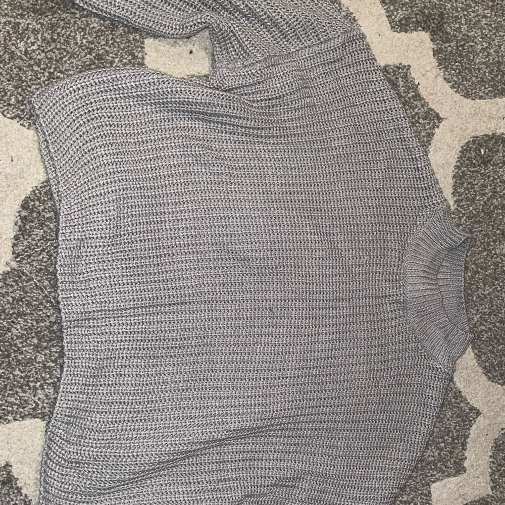 Cropped turtle neck sweater